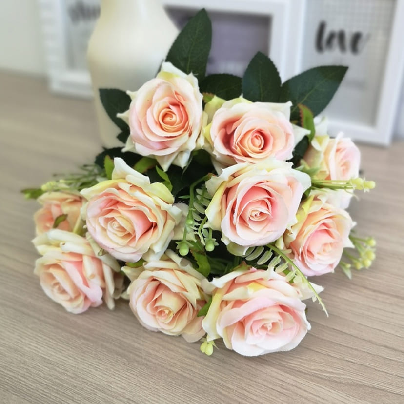 Искусственные цветы в Нефтегорске | Цветы искусственные «Розы острые», розовато-молочные, букет