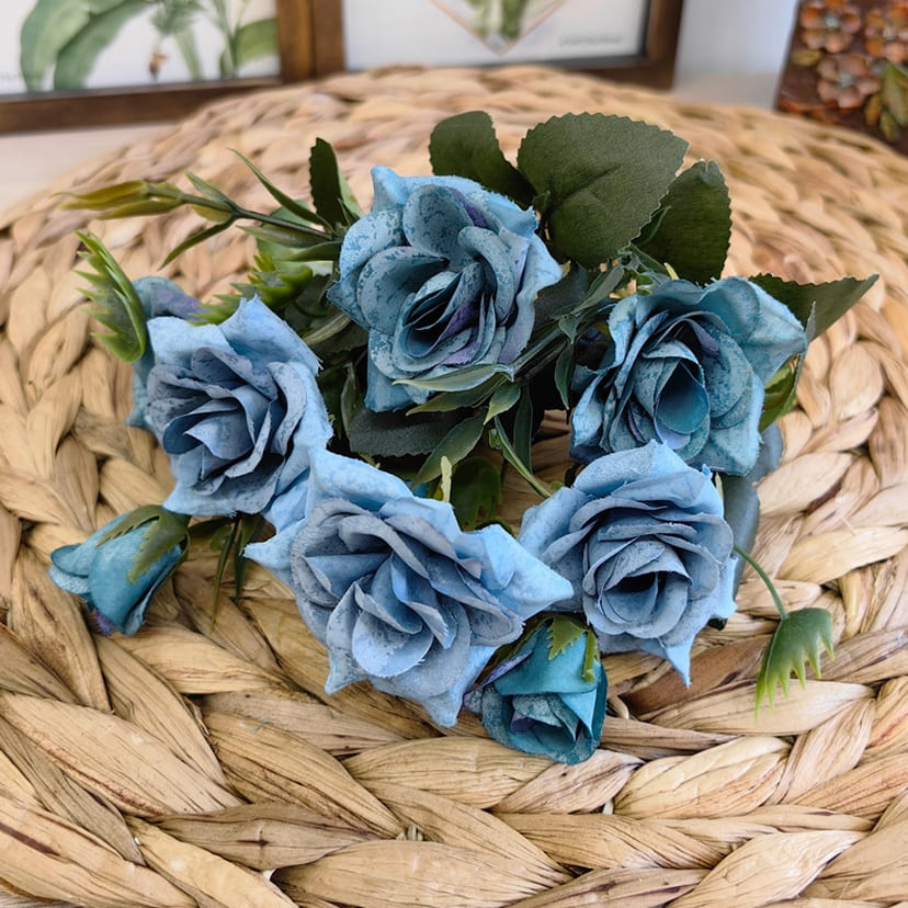 Искусственные цветы в Нефтегорске | Цветы искусственные «Розы», синие, букет