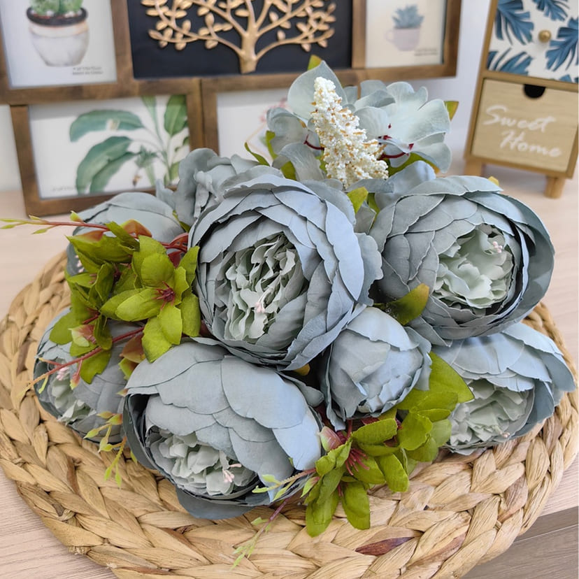 Искусственные цветы в Нефтегорске | Цветы искусственные «Пионы», серо-голубые, букет